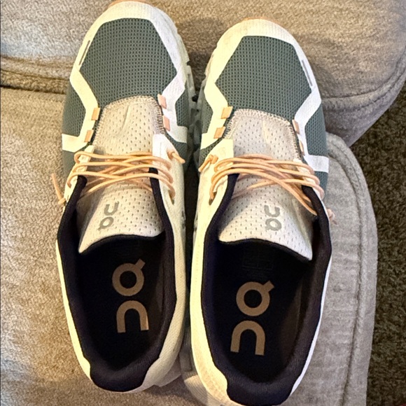 On Running Sneakers in Cream and Dark Blue cloudNova - Picture 8 of 9